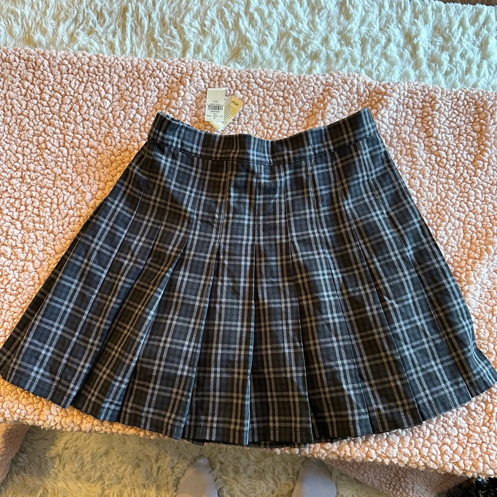 Aerie NWT pleated skirt